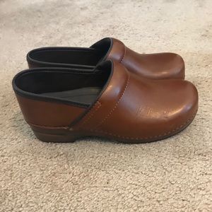 Dansko XP Shoes